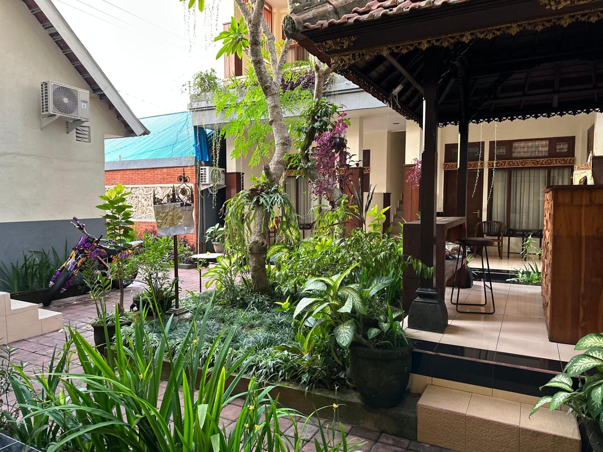 Brata Inn Ubud Екстер'єр фото